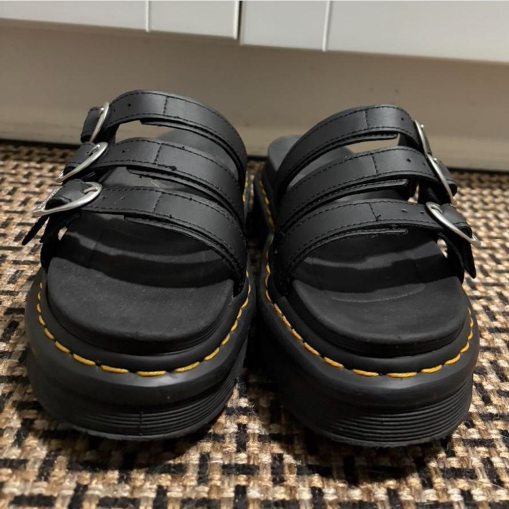 Dr. Martens Women's Blaire Slide Size 7 - Picture 4 of 7